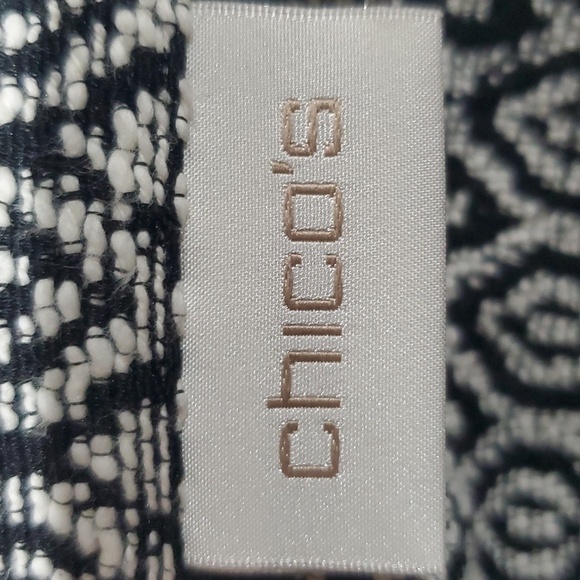 Chicos black white tweed style open front blazer chain fringe details - Picture 7 of 9